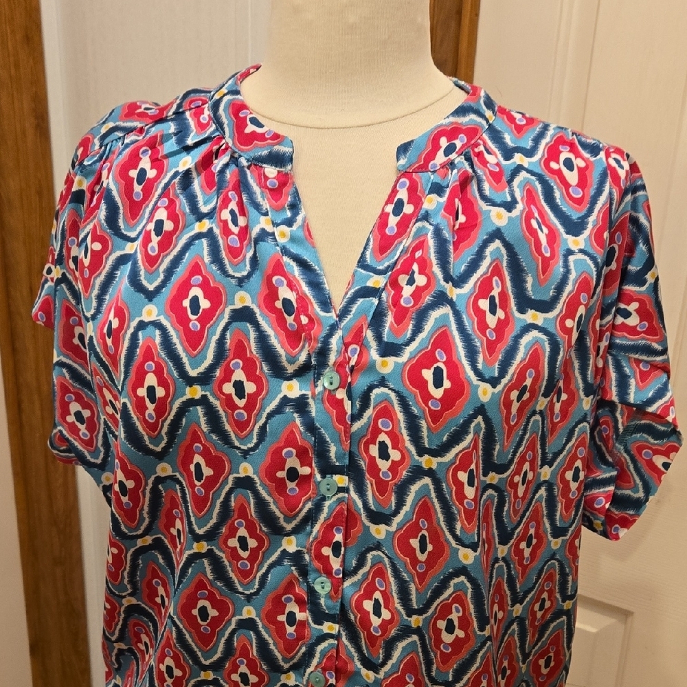 JODIFL Short Sleeve Blouse - Picture 4 of 8